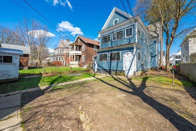 Foto del edificio - 1257 Glenwood Blvd