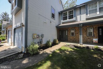 Building Photo - 178 Kettlebrook Dr