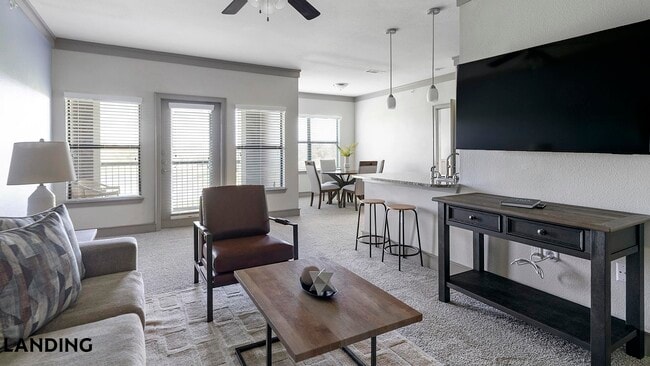 Building Photo - 18021 Kingsland Blvd
