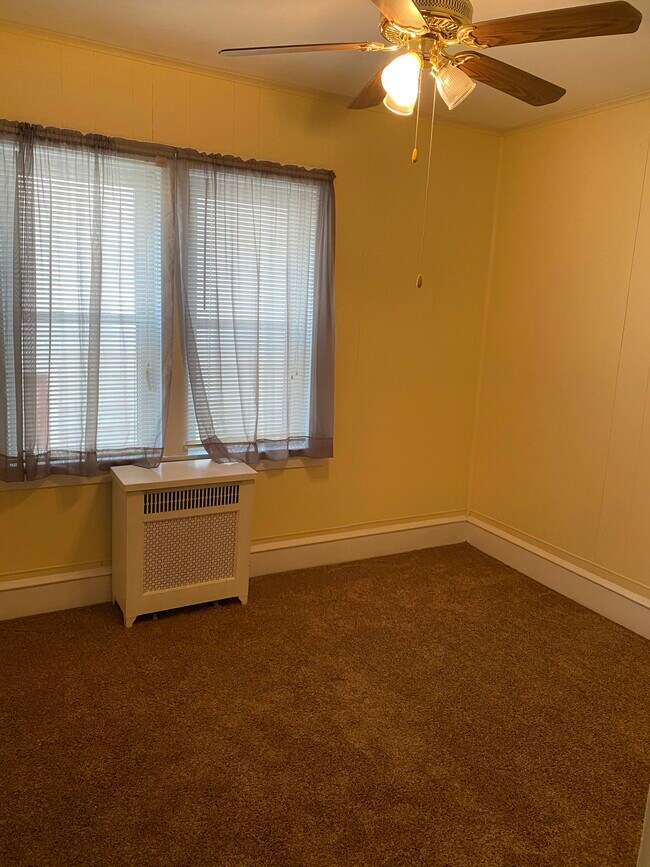 22 Center St Unit B, Forty Fort, PA 18704 Apartments in Forty Fort