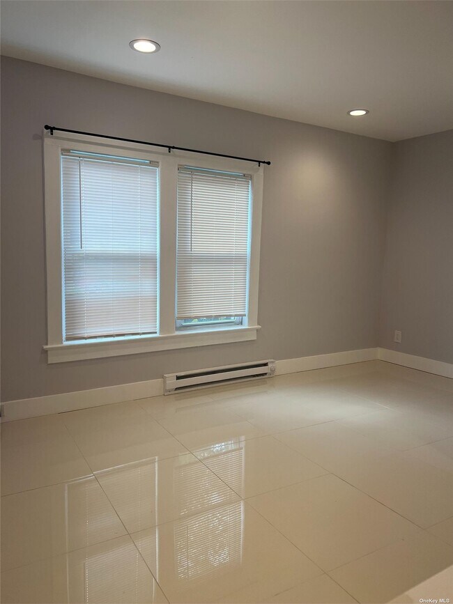 Foto del edificio - 445 Main St