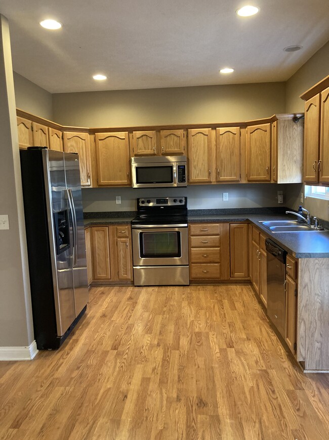 Beautiful kitchen!!! - 1121 Turtle Creek Rd