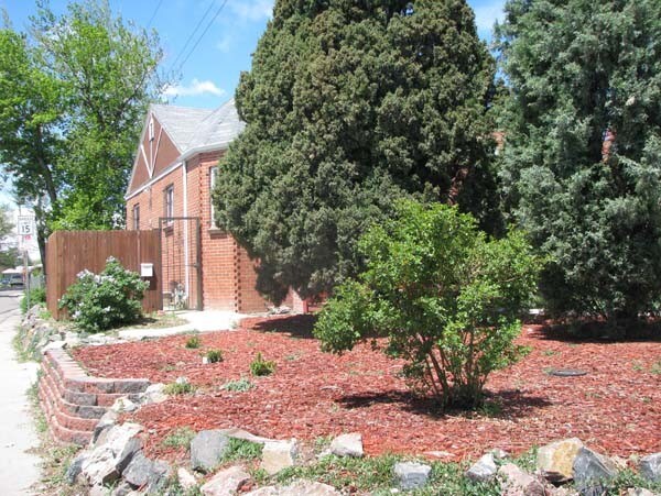 Building Photo - 1301 Utica St