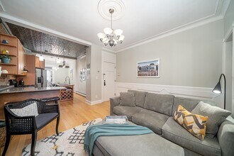 Building Photo - 1009 Willow Ave