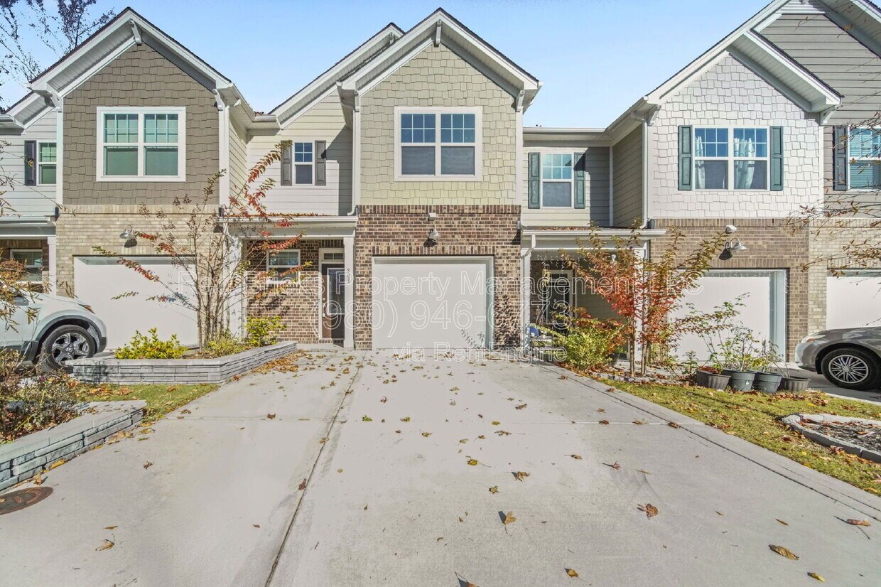 Foto principal - 808 Gable Oak Ln