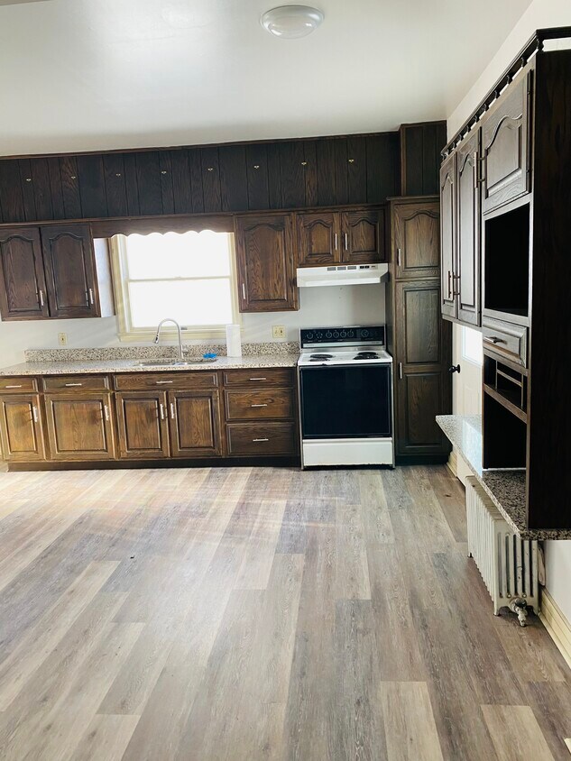 Foto del edificio - 218 Highland Ave