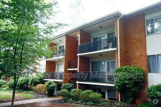 Apartments On Jefferson Park Avenue