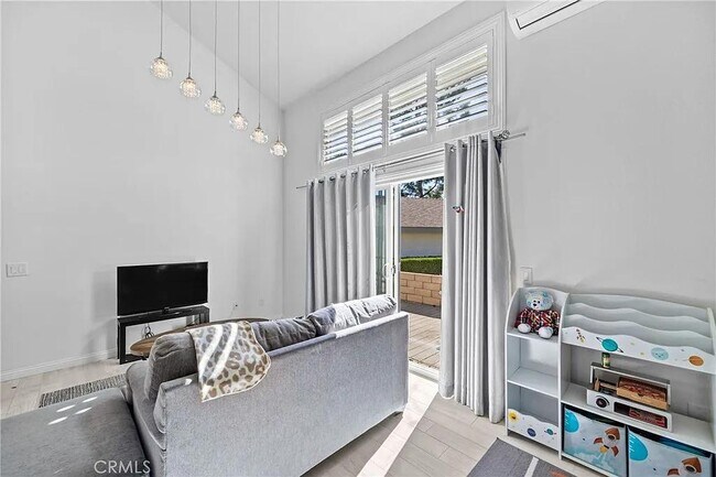 Foto del edificio - 21345 Norwalk Blvd