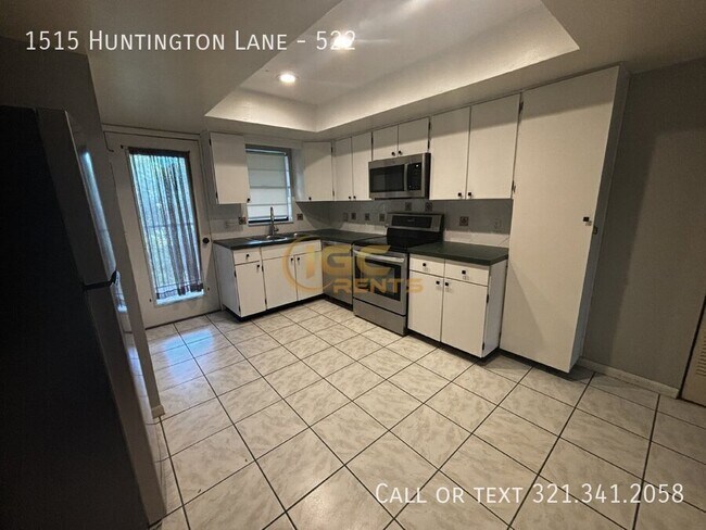 Building Photo - 1515 Huntington Ln