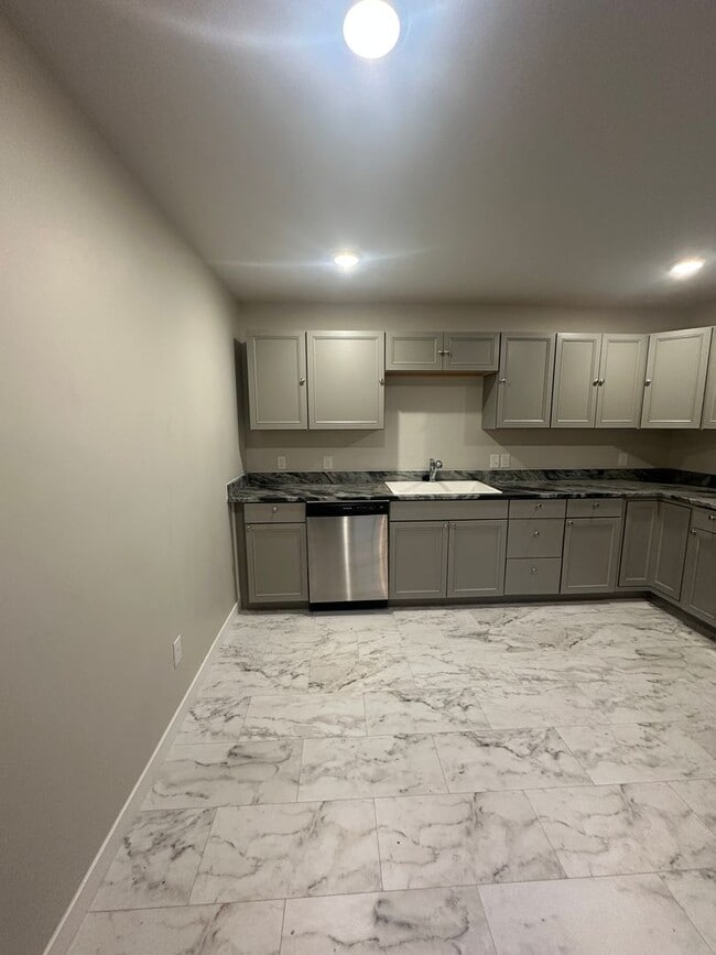 Foto del edificio - Brand New & Adorable 2 Bedroom, 2 Bathroom Unit in Saint Anthony!