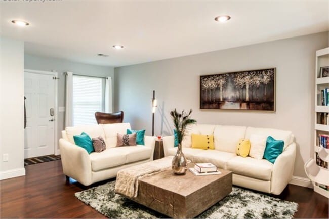 Building Photo - Beautiful 2 Bedroom Townhome in Thriving Erie Community