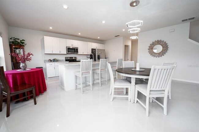Building Photo - 458 Hamlet Lp
