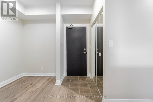 Building Photo - 3504 Hurontario St