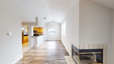 Interior Photo - Inlet Bay at Gateway