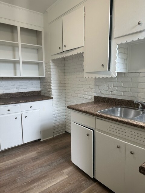 Building Photo - 271 Selye Ter