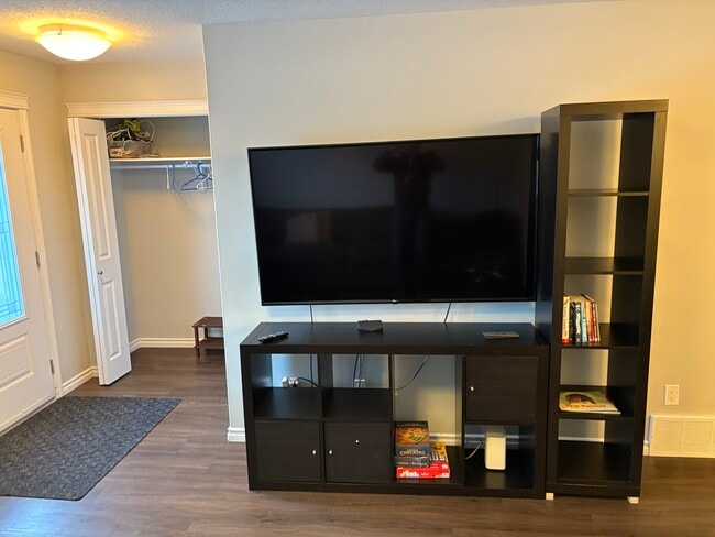 Living room - 210 Rajput Way