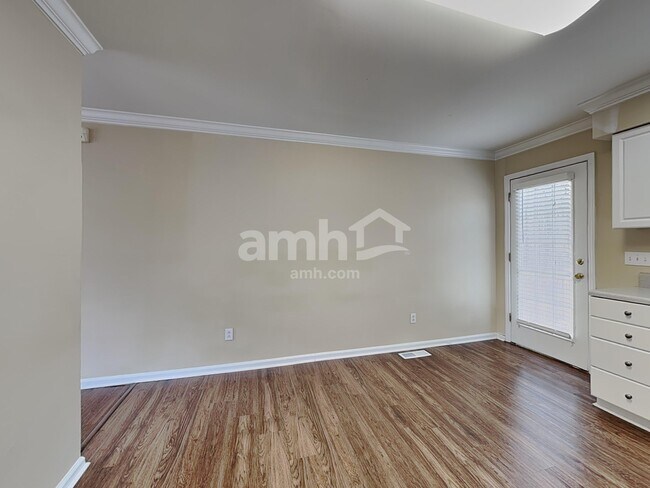 Foto del edificio - 3902 Hunt Chase Ct