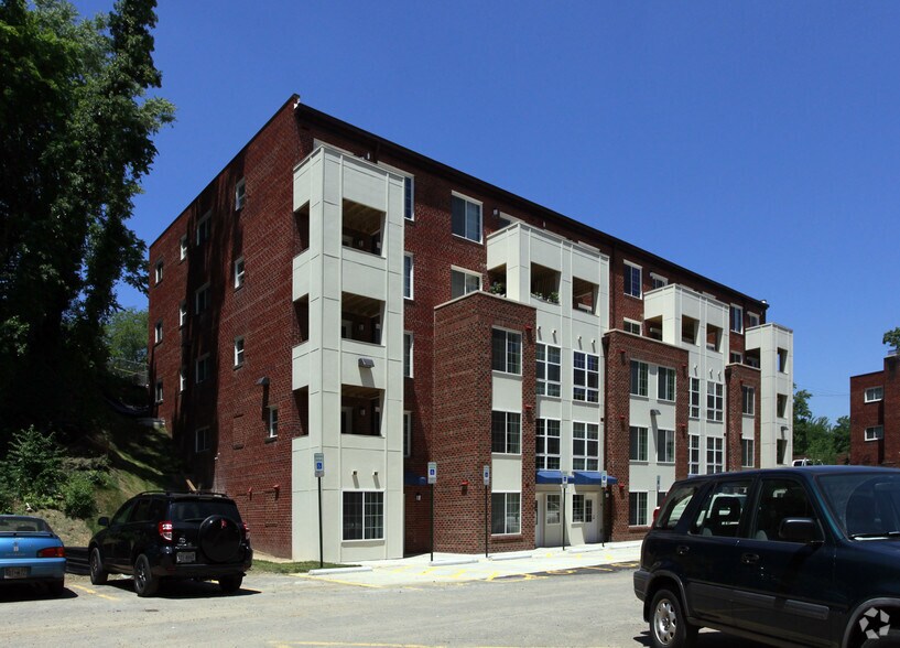 The Larkspur Rentals Arlington, VA