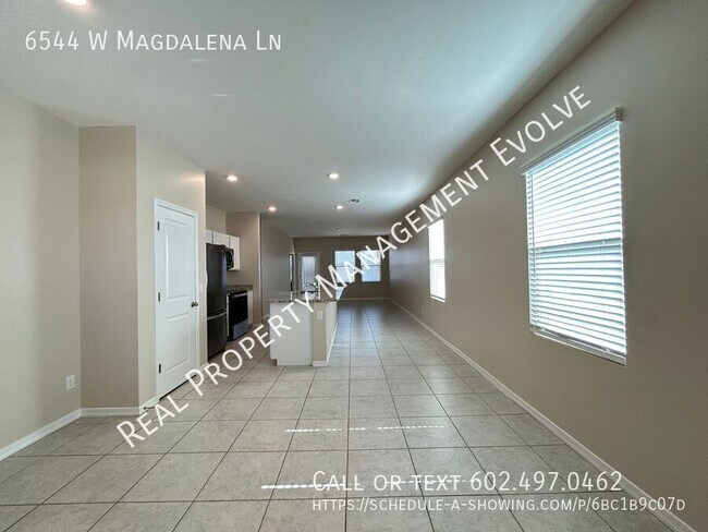 Foto del edificio - 6544 W Magdalena Ln