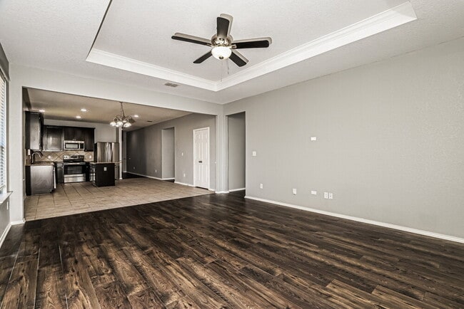 Building Photo - 7606 Paraiso Point