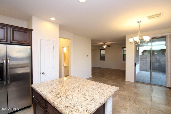 Building Photo - 3234 E Citadel Dr