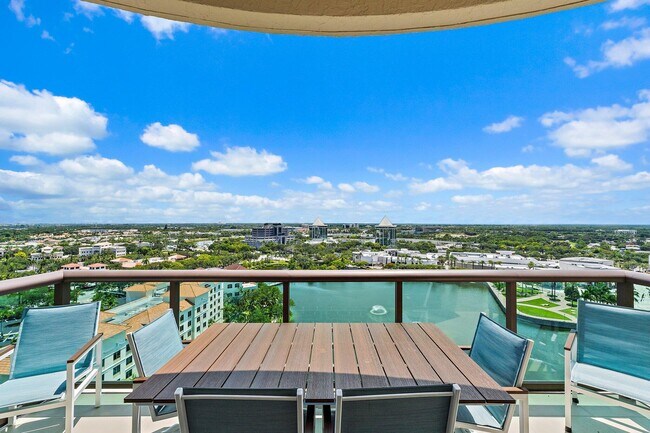 Foto del edificio - 3620 Gardens 1602b Pky