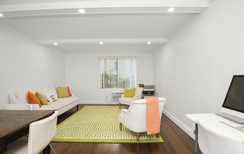 Foto principal - 1525 E Putnam Ave