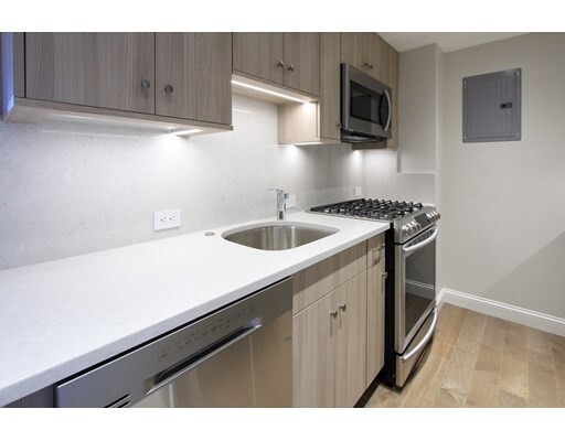 Building Photo - 151 Tremont St