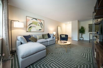 Building Photo - Waters House Apartments