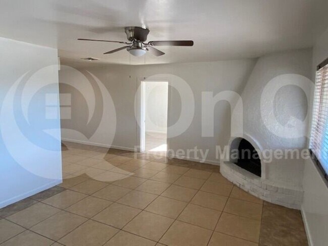 Foto del edificio - 1742 E Sheridan St