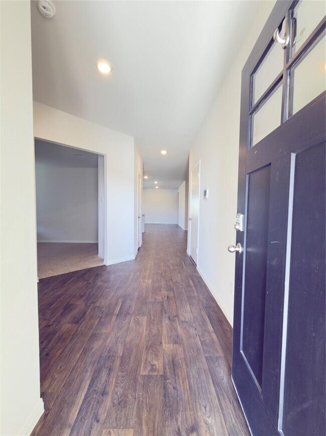 Building Photo - 282 Texas Palmetto Cir