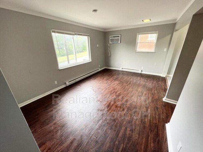 Foto del edificio - 1733 Grand Ave