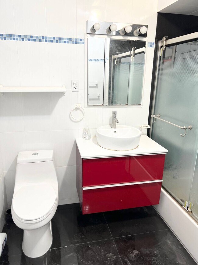 Foto del edificio - 139 Bionia Ave