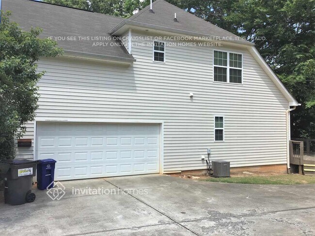 Foto del edificio - 200 Autumn Creek