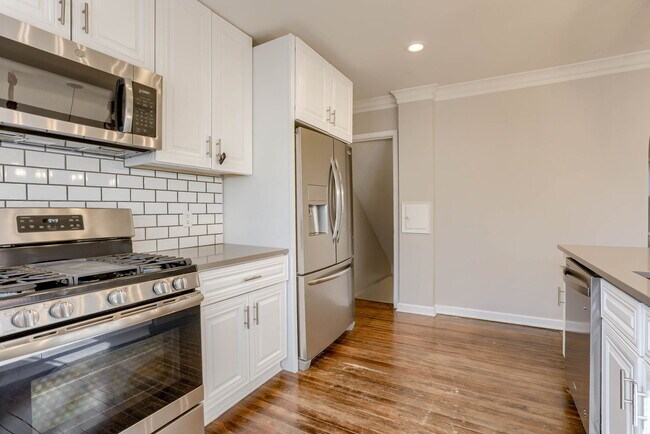 Foto del edificio - 2509 N 52nd St
