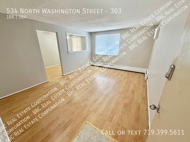 Building Photo - 534 N Washington St