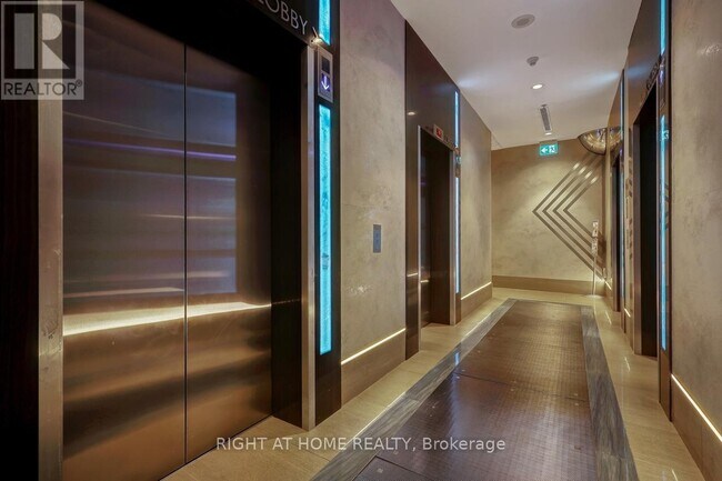 Building Photo - 81 Navy Wharf Ct