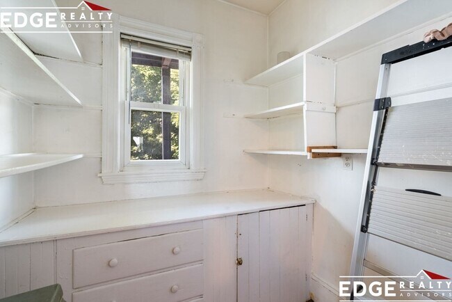 Foto del edificio - 73 Neponset Ave