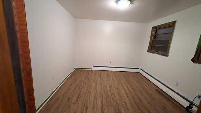 Building Photo - 2415 Ellerslie St