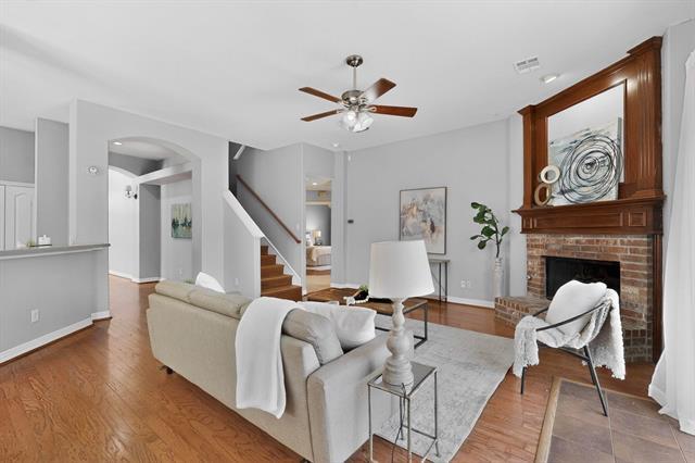 Building Photo - 100 Shumard Ct