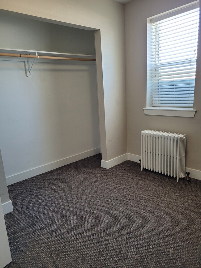 Building Photo - Roost