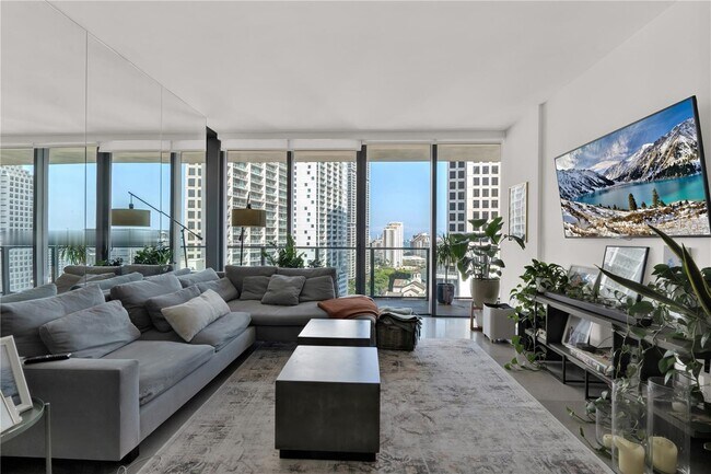 Foto del edificio - 68 SE 6th St
