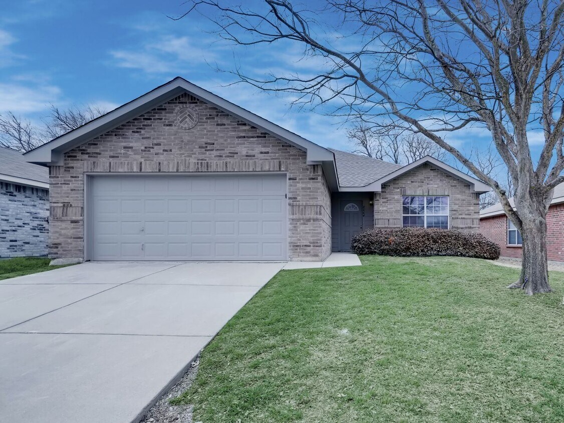 Foto principal - 8664 Boswell Meadows Dr