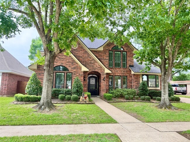 Building Photo - 3807 Summer Ln