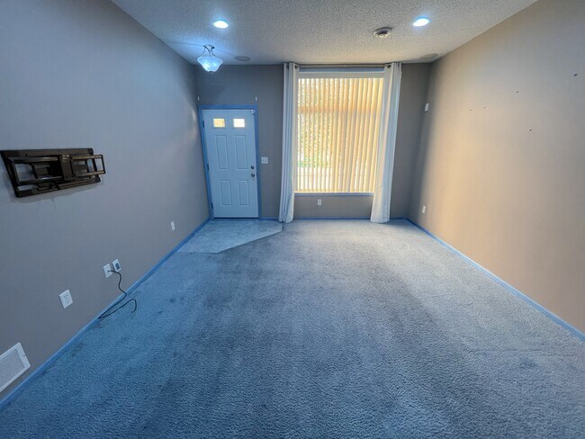 Foto del edificio - 6359 29th Ave NW