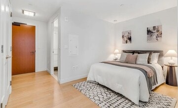 Building Photo - 113 Marlborough St