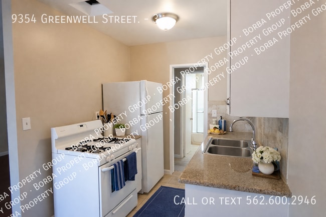 Foto del edificio - 9354 Greenwell St