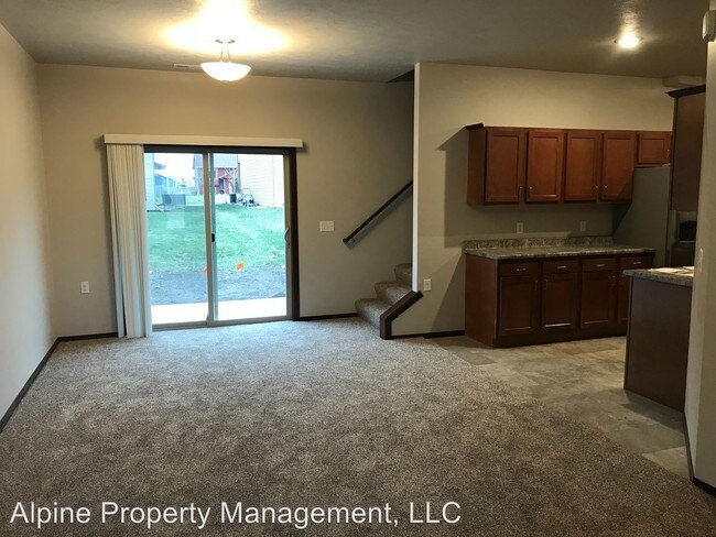 Building Photo - 3 br, 2.5 bath House - 1021 Tanner Ct