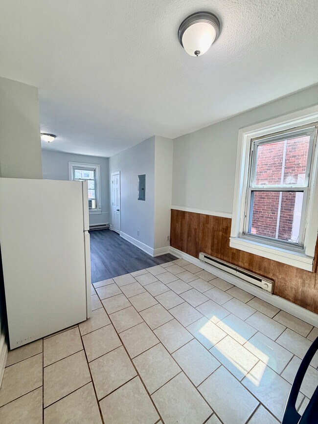 Building Photo - 1514 Arrott St