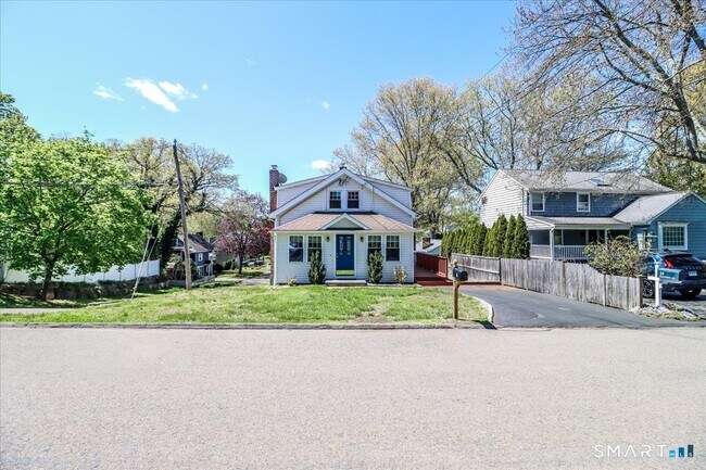 Foto del edificio - 25 Maplewood Ave